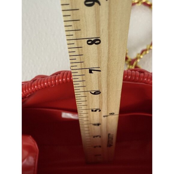 Red Woven Hard Shell Lined Crossbody 21" Gold Chain Strap Bag Gold Snap READ - Picture 14 of 16